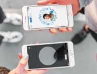 Echanges de codes QR par Messenger. // Source : Facebook