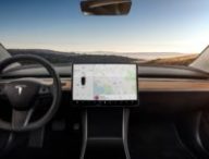 model-3-interior-dashboard-head-on
