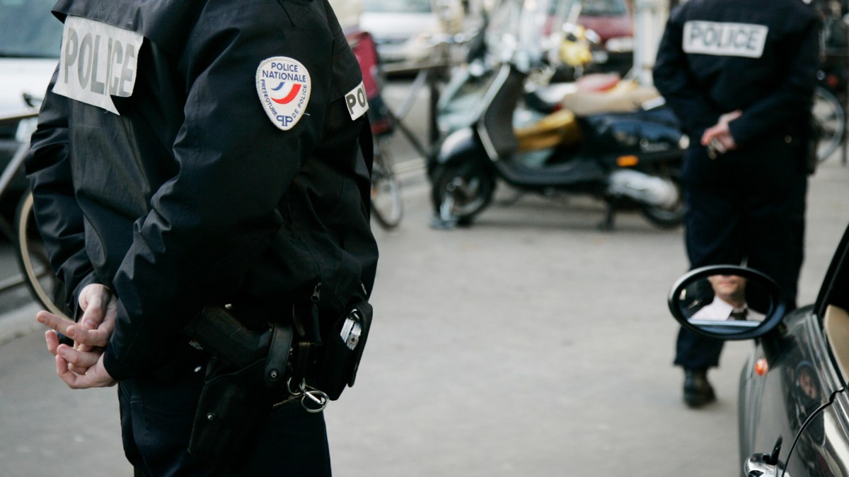 police-1900 police-1900