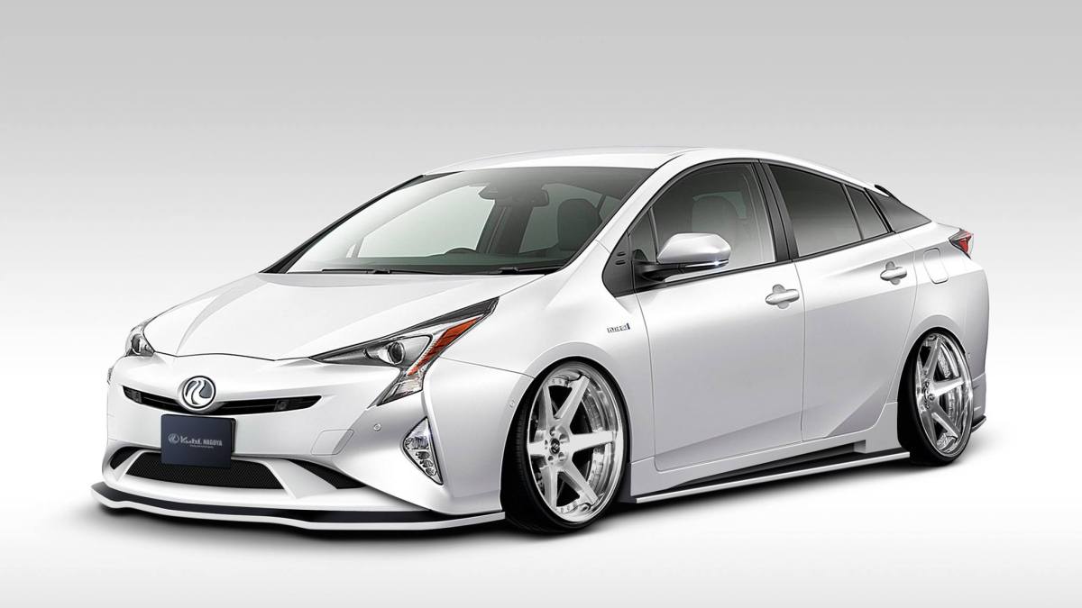 2016-toyota-prius-getting-hellaflush-body-kit-from-kuhl-racing-102590_1 2016-toyota-prius-getting-hellaflush-body-kit-from-kuhl-racing-102590_1