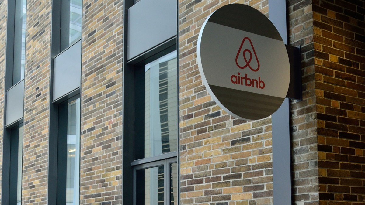airbnb-2000 airbnb-2000