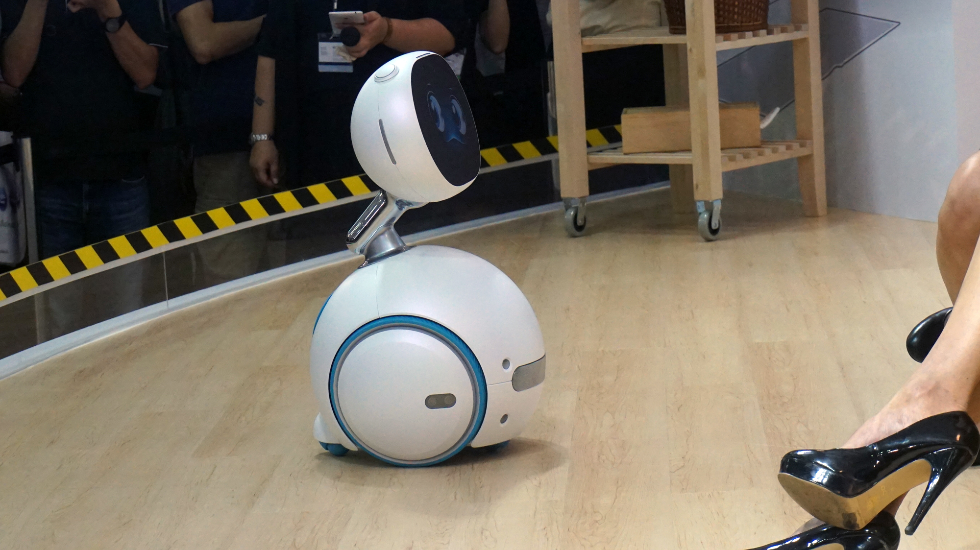 asus-zenbot-3 asus-zenbot-3