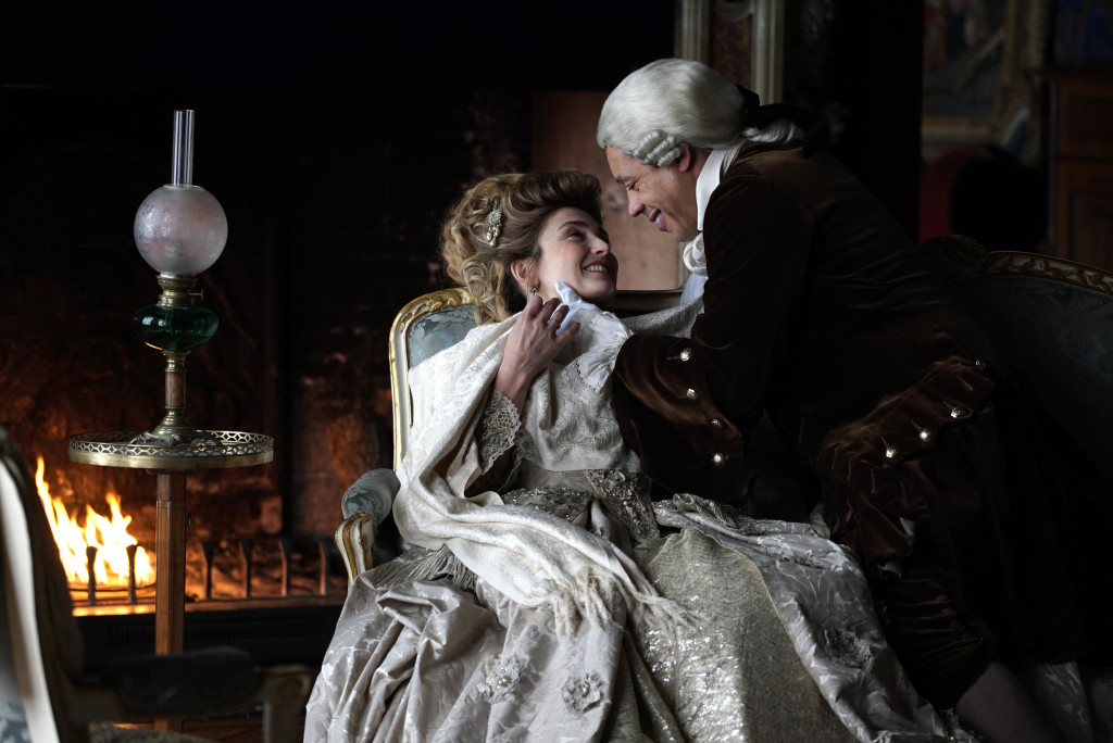 Julie Gayet et Joey Starr, iconoclastes dans Dix Pour Cent Julie Gayet et Joey Starr, iconoclastes dans Dix Pour Cent