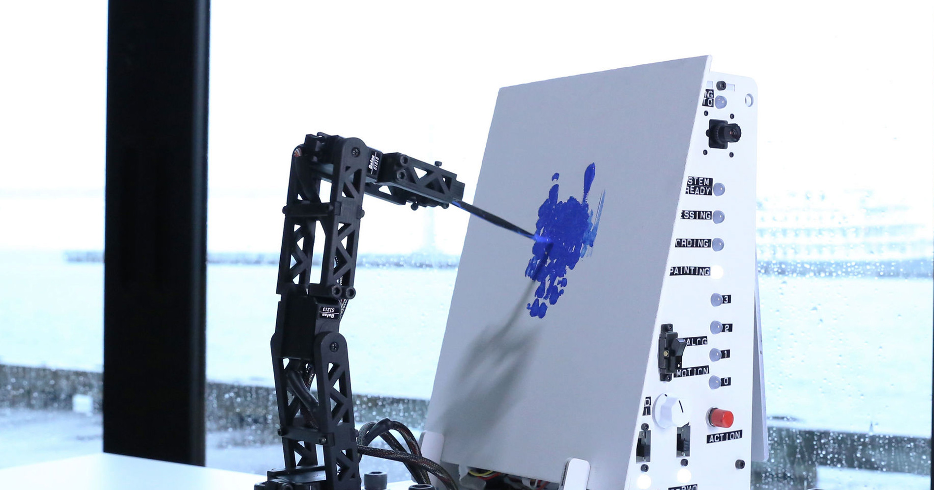 Un robot pointilliste que vous pouvez construire vous-même Un robot pointilliste que vous pouvez construire vous-même