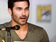 Tyler_Hoechlin_(9347987858)