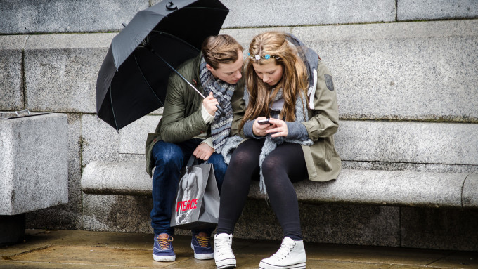 umbrella-smartphone umbrella-smartphone