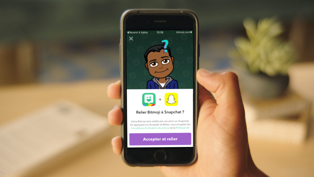 InHand_Bitmoji_Linked_to_Snapchat_FR InHand_Bitmoji_Linked_to_Snapchat_FR