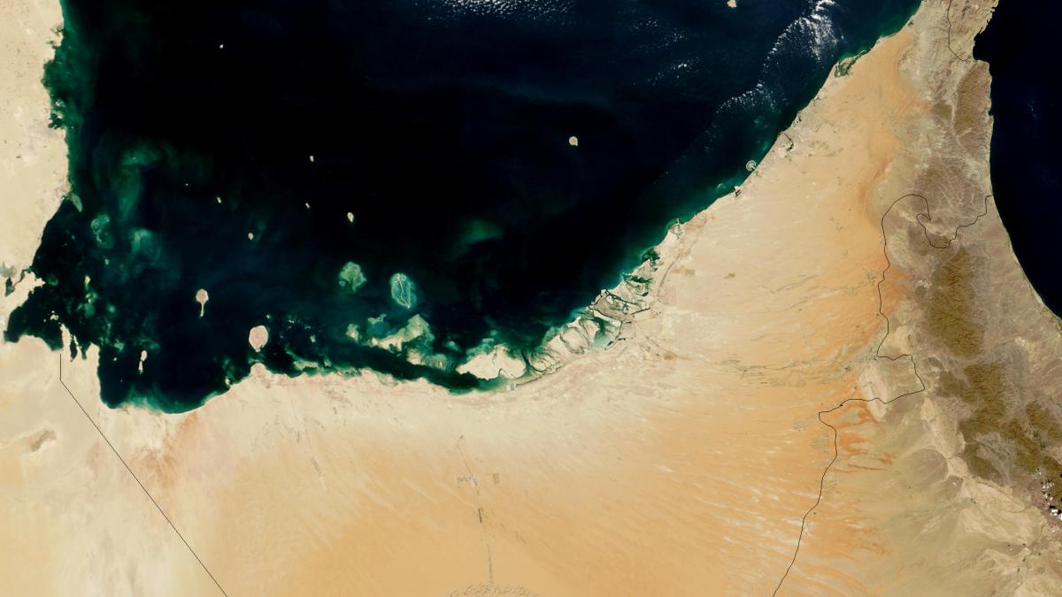 Satellite_image_of_United_Arab_Emirates_in_October Satellite_image_of_United_Arab_Emirates_in_October