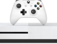 XboxOneS_CnsleCntrllr_Hrz_FrntTlt_TransBG_RGB-1
