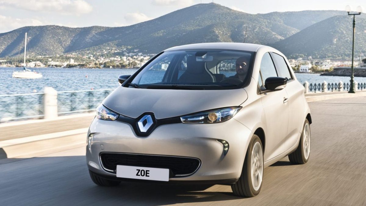 renault-zoe-e1474299769695 renault-zoe-e1474299769695