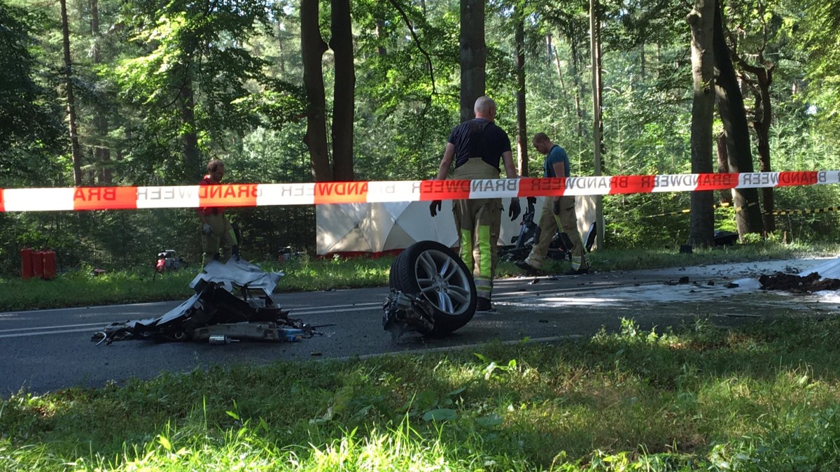 tesla-accident-paysbas tesla-accident-paysbas