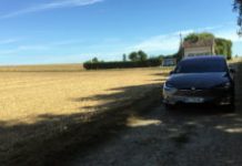 tesla-model-x-une tesla-model-x-une