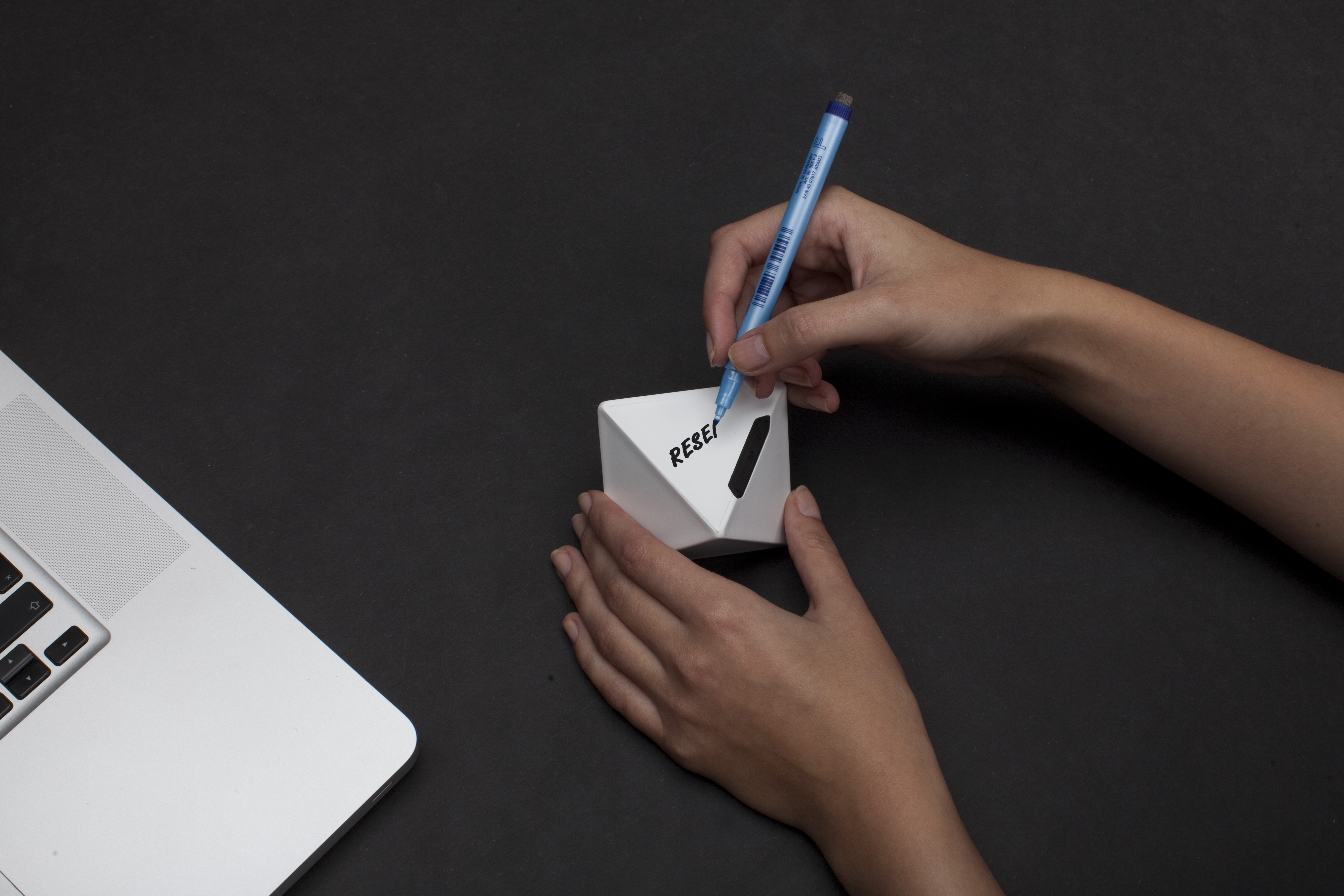 zei_label_1_writing