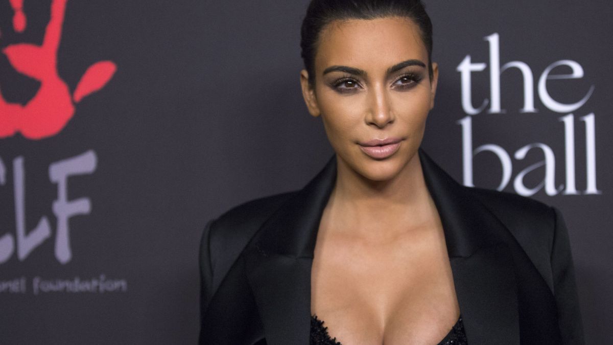 dechainee-kim-kardashian-s-affiche-nue-sur-instagram dechainee-kim-kardashian-s-affiche-nue-sur-instagram