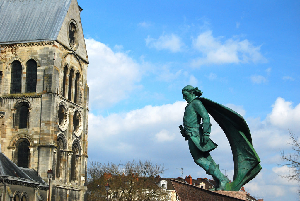 Statue de Jean Talon, Châlons-en-Champagne, CC Vincent Brassinne Statue de Jean Talon, Châlons-en-Champagne, CC Vincent Brassinne