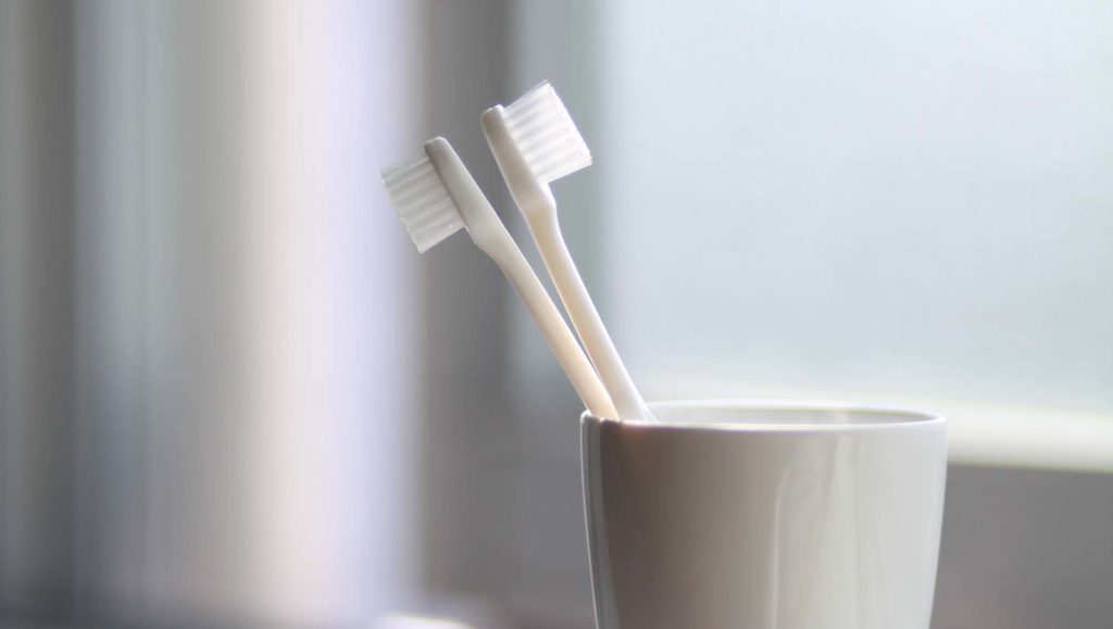 brosse-dents-dentifrice-hygiene-sante brosse-dents-dentifrice-hygiene-sante