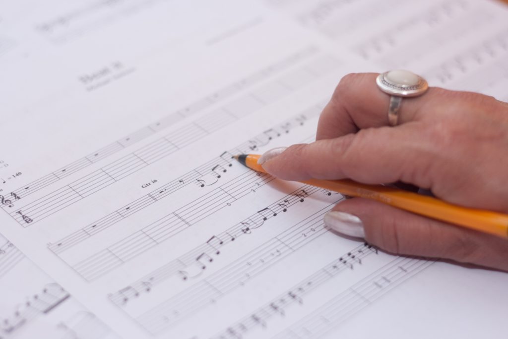 hand-music-musician-compose hand-music-musician-compose