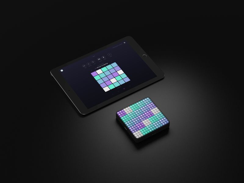roli-blocks-lightpad-and-ipad roli-blocks-lightpad-and-ipad