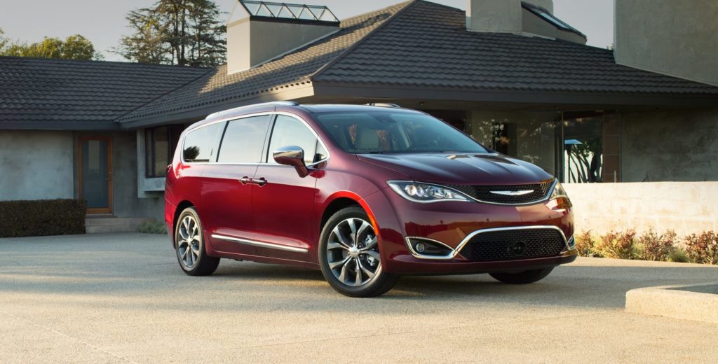 2017-chrysler-pacifica-gallery-exterior-1-jpg-image-1440