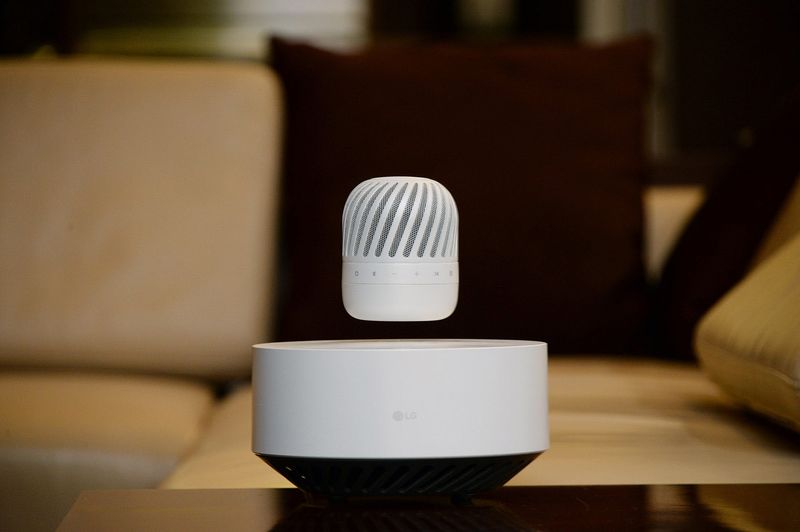 lg_levitating_portable_speaker1 lg_levitating_portable_speaker1