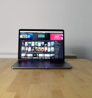 MacBook Pro 2016 // Source : Julien Cadot pour Numerama
