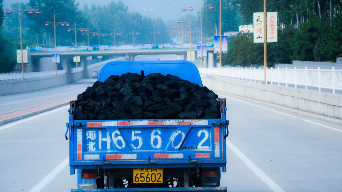 La Chine annule la construction d&rsquo;une centaine de centrales à charbon
