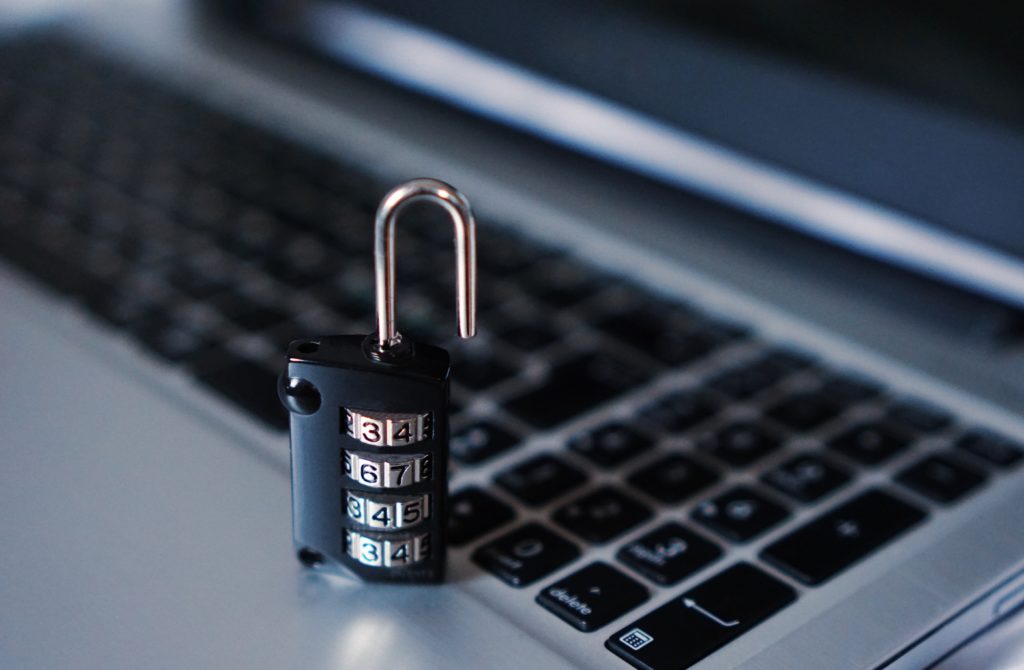 computer-security-padlock-hacker-163009 computer-security-padlock-hacker-163009