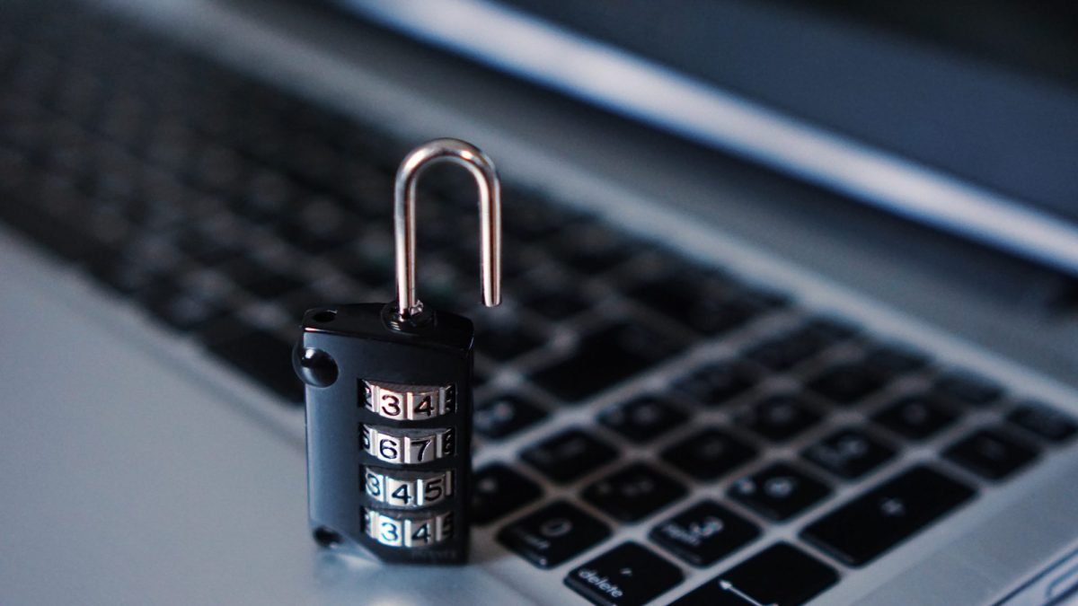 computer-security-padlock-hacker-163009 computer-security-padlock-hacker-163009