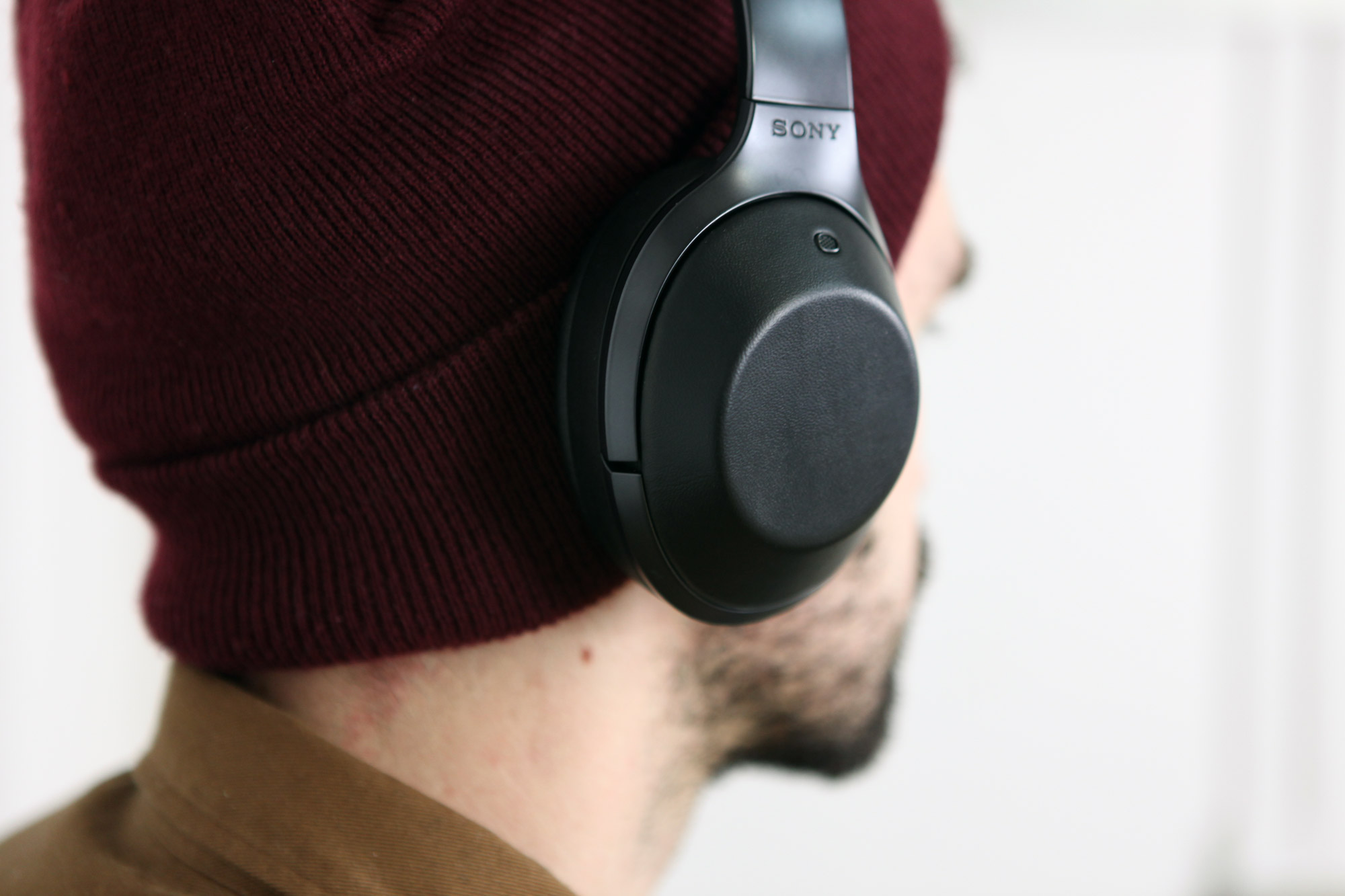sony-mdr-1000x-4 sony-mdr-1000x-4
