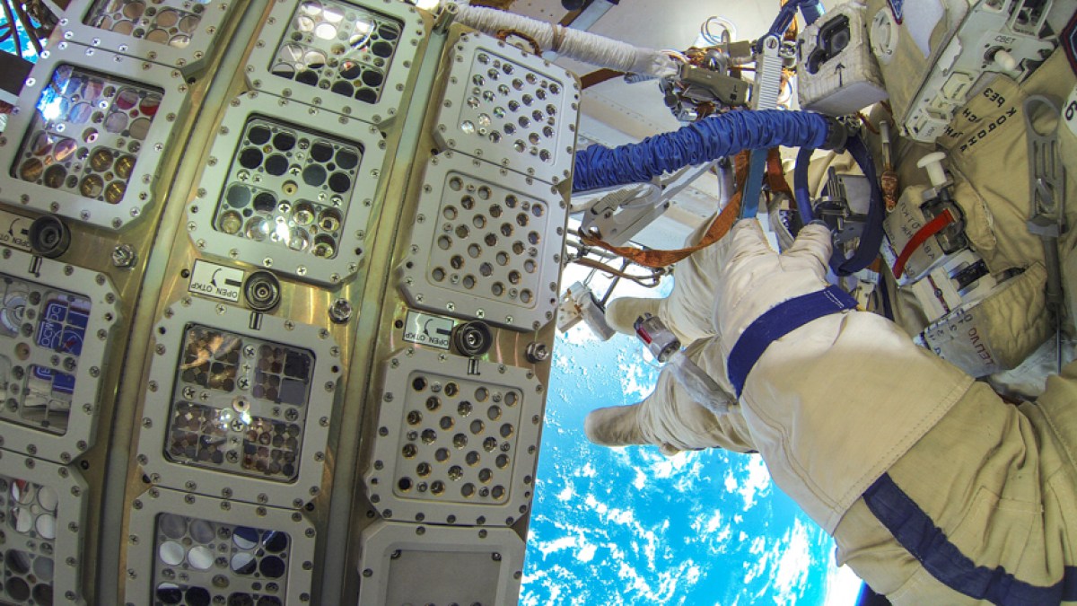 ESA/ROSCOSMOS ESA/ROSCOSMOS