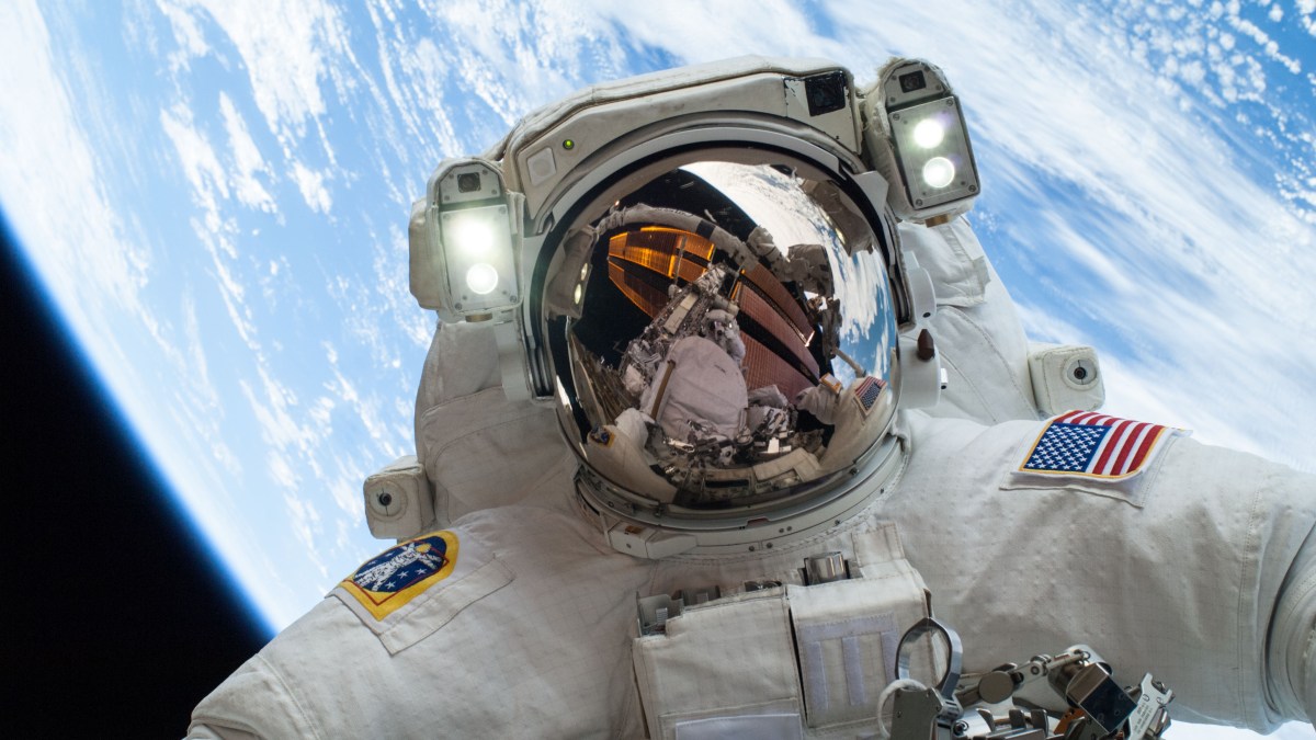 astronaute astronaute