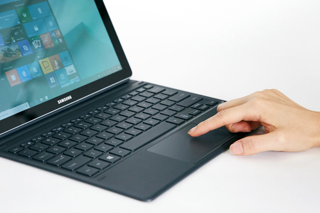 galaxy-book-hands-on-3 galaxy-book-hands-on-3