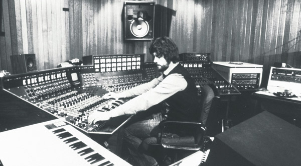 Alan Parsons, aux commandes de la créature Alan Parsons, aux commandes de la créature
