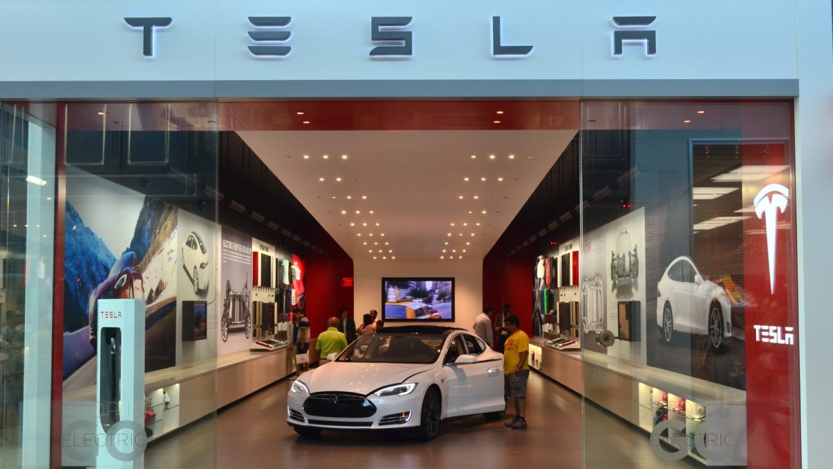 Tesla Tesla
