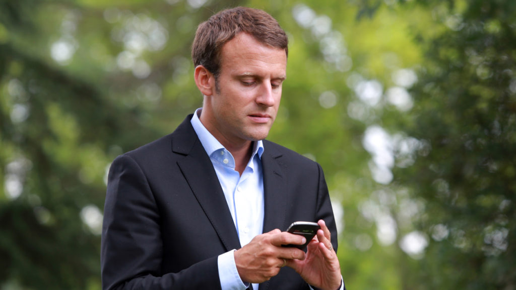 Macron Macron
