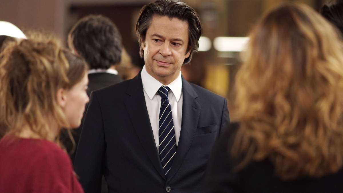 Thibault DE MONTALEMBERT (Mathias Barneville)
Réalisation : Cedric KLAPISCH, Lola DOILLON, Antoine GARCEAU
Validée : Thibault DE MONTALEMBERT
Validée : Michel FELLER, Cedric KLAPISCH, Harold VALENTIN Thibault DE MONTALEMBERT (Mathias Barneville)
Réalisation : Cedric KLAPISCH, Lola DOILLON, Antoine GARCEAU
Validée : Thibault DE MONTALEMBERT
Validée : Michel FELLER, Cedric KLAPISCH, Harold VALENTIN