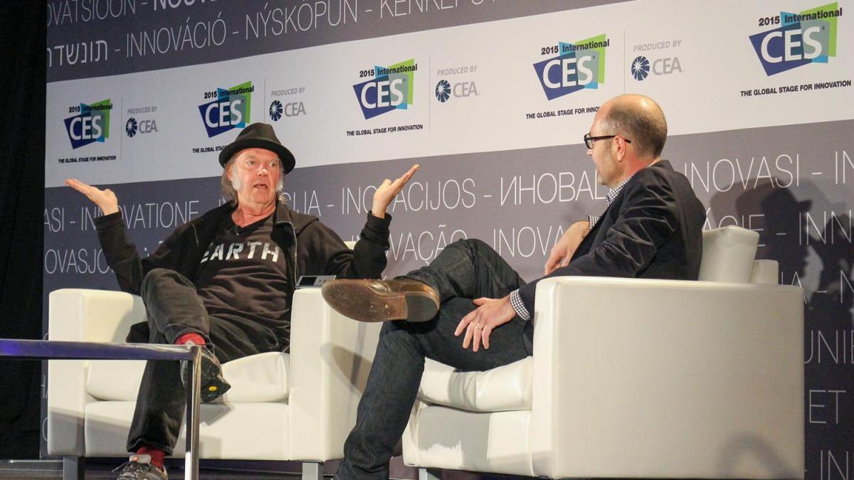 neil-young-ces-2015 neil-young-ces-2015