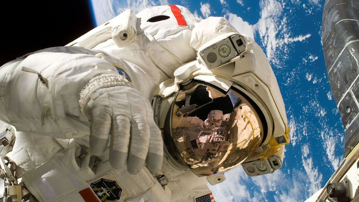 Nasa Michael Edward Fossum Nasa Michael Edward Fossum