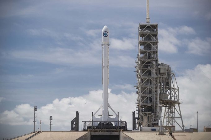 falcon-spacex falcon-spacex