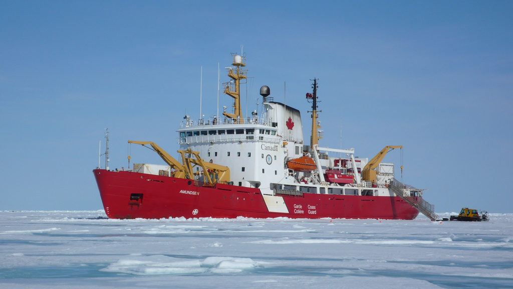 La magnifique silhouette de l'Amundsen, 2009. 
CC. Wikimedia
