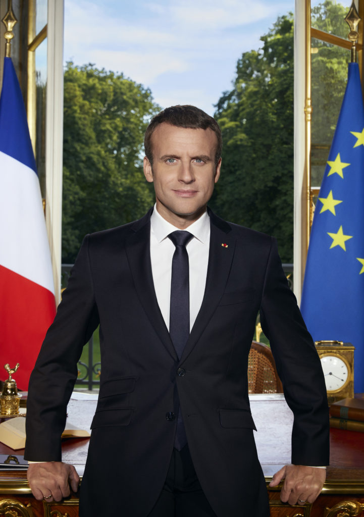 emmanuel-macron-portrait-officiel emmanuel-macron-portrait-officiel