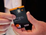 Une carte bancaire Orange Bank. // Source : Laurent Chamussy/SIPA/Orange