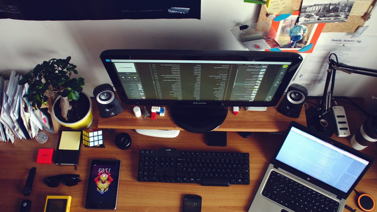 ordinateur-bureau ordinateur-bureau
