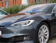 tesla-roadrunr