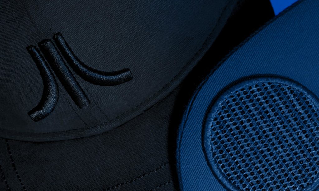 atari-speakerhat-02 atari-speakerhat-02