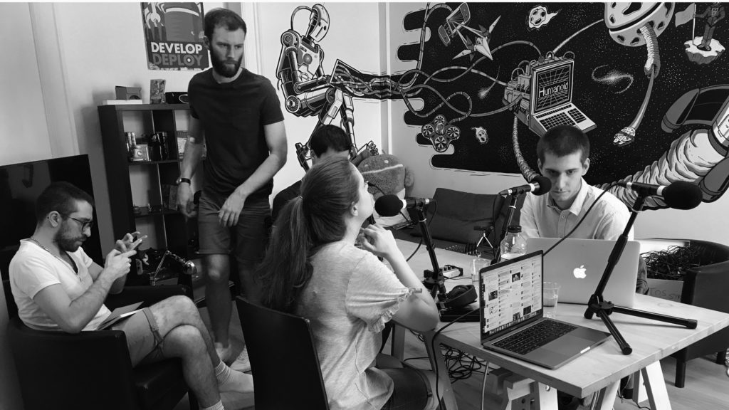 podcast-backstage-2 podcast-backstage-2
