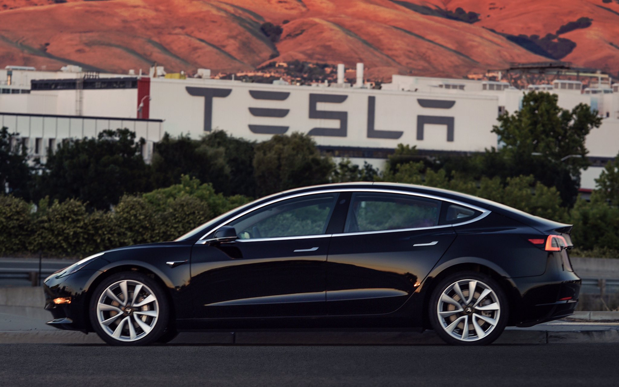 tesla-model-3