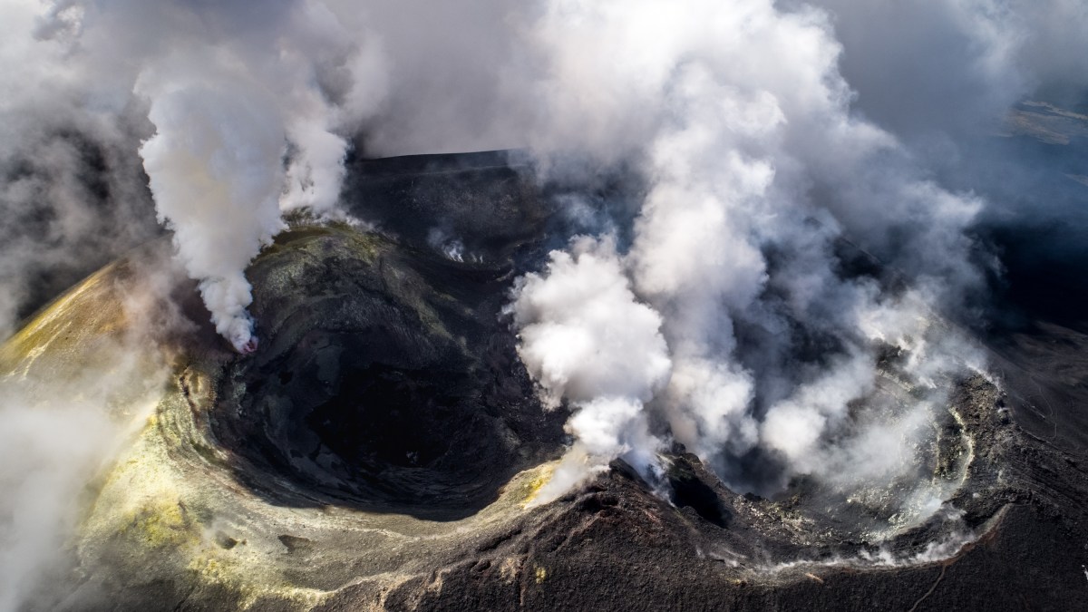 dji_volcan_01 dji_volcan_01