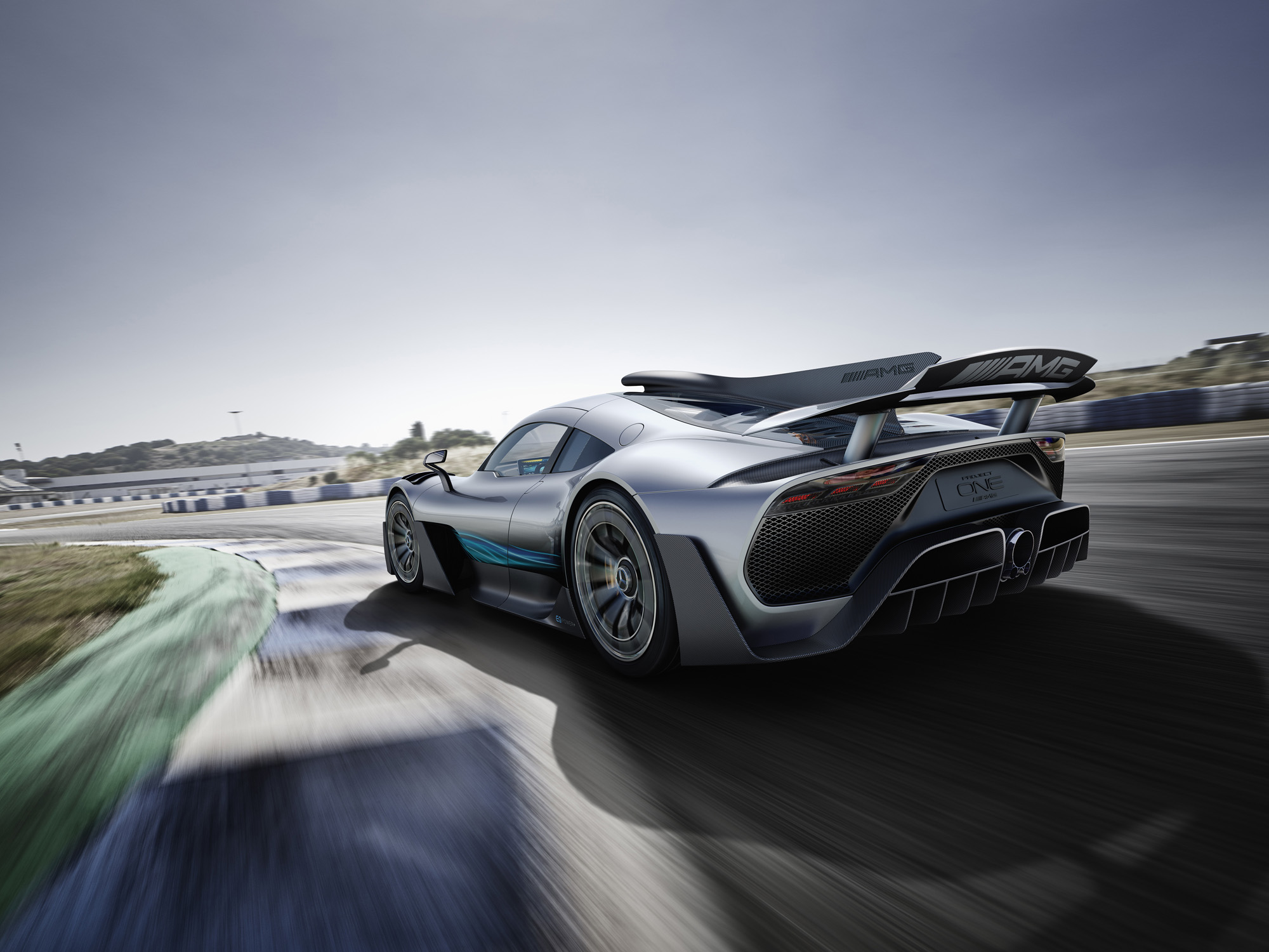 Weltpremiere Showcar Mercedes-AMG Project ONE: Mercedes-AMG bringt Formel 1-Technologie für die Straße Weltpremiere Showcar Mercedes-AMG Project ONE: Mercedes-AMG bringt Formel 1-Technologie für die Straße