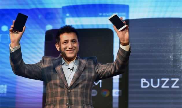 Sharad Mehrotra au lancement des Hyve Storm et Hyve Buzz. Sharad Mehrotra au lancement des Hyve Storm et Hyve Buzz.